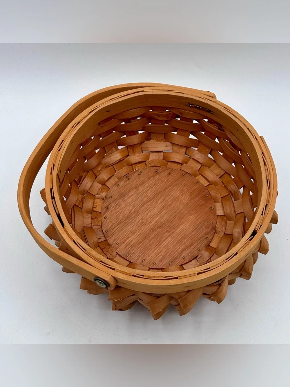 Vintage Porcupine Curl Woven Tree Trimming Basket Swinging Handle Farmhouse 8